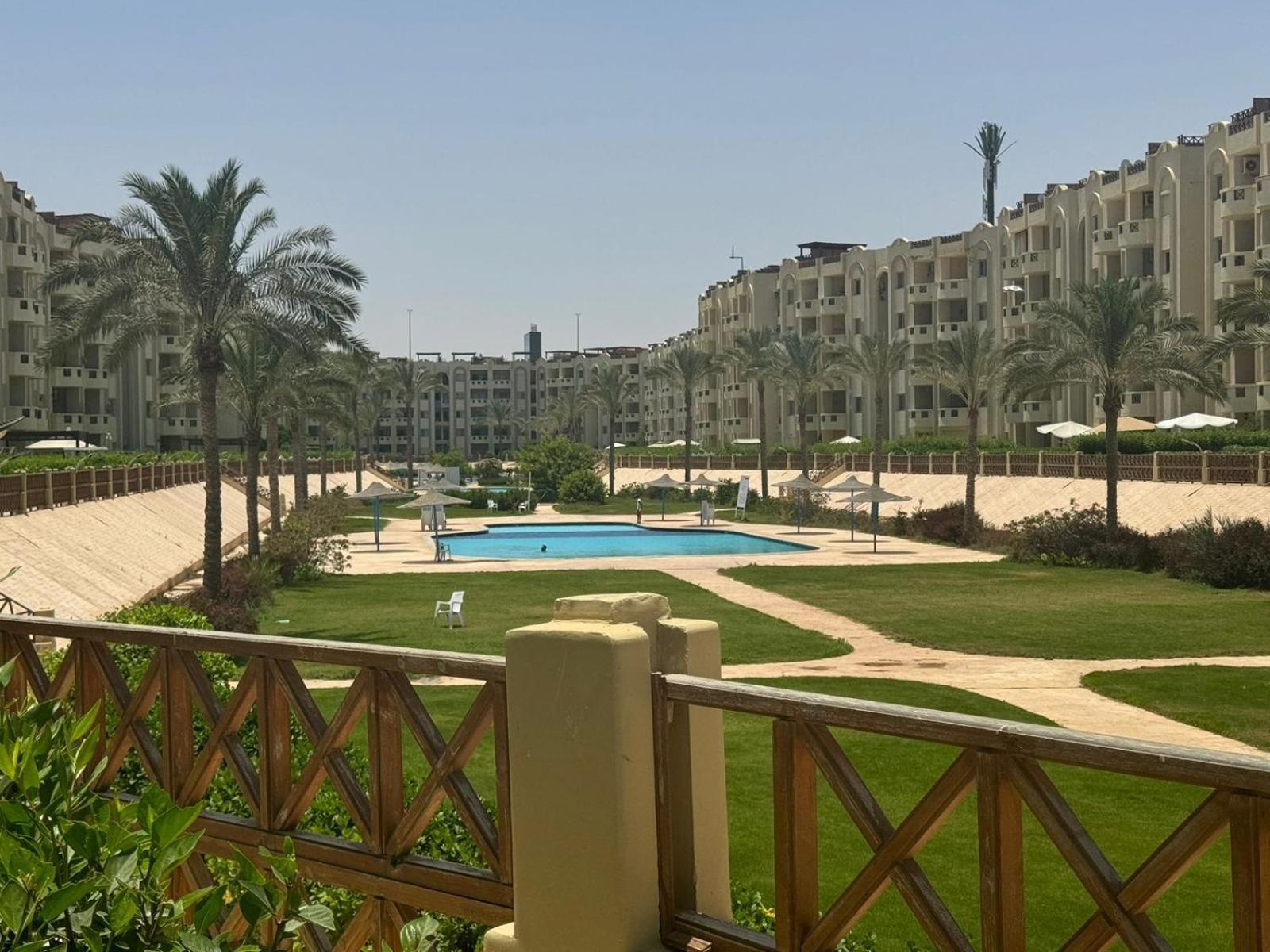 Stella Heights - Cozy 3bd With Amazing Private Garden - North Coast ستيلا هايتس الساحل الشمالي - ارضي بحديقه Apartment